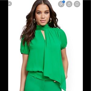 NEW YORK AND COMPANY